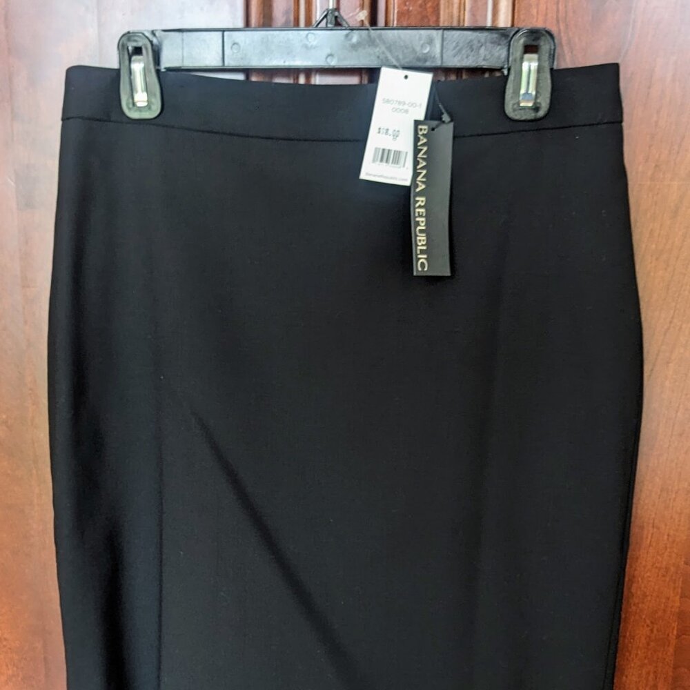 Banana Republic lightweight wool pencil skirt, black, size 8 - NWT